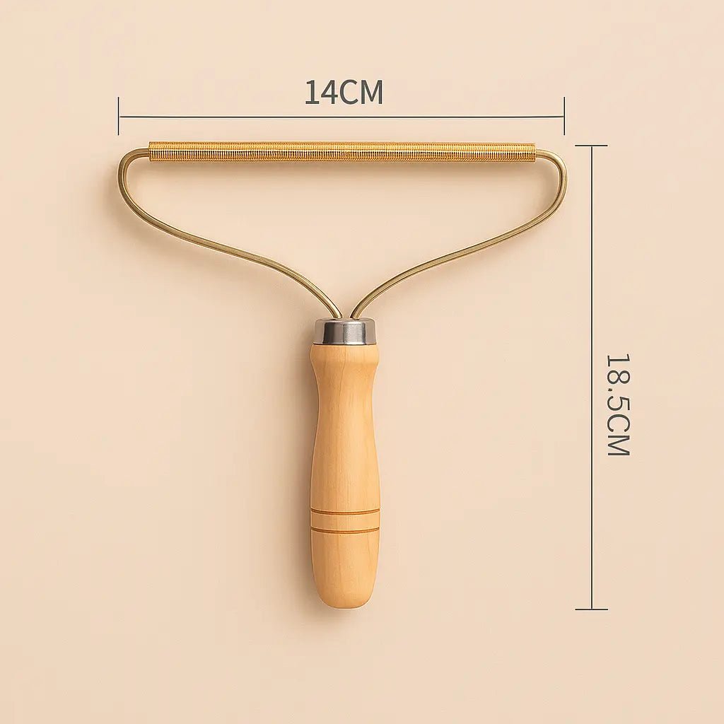 Brosse épilateur anti-poils pour chien et chat avec manche en bois, dimensions 14 cm x 18,5 cm indiquées